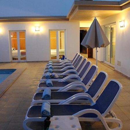 Villa Betty Cala'N Blanes  Εξωτερικό φωτογραφία